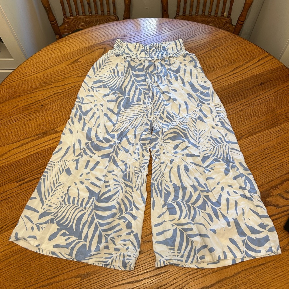 Ocean Drive Blue and Cream Palm Leaf Wide Leg Trouser Pants - Picture 4 of 10